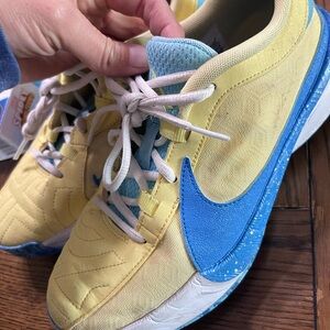 Nike Kids Sneakers in Yellow and Blue